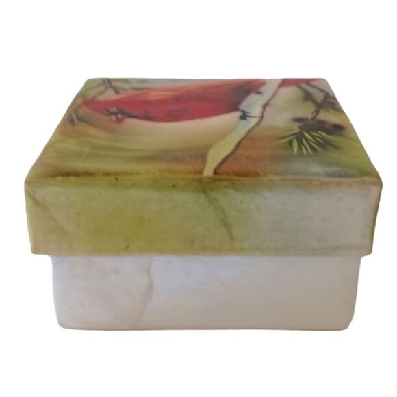 Capiz Shell Trinket Box Cardinal Handpainted Jewelry Mother Of Pearl Jewelry - Picture 12 of 16